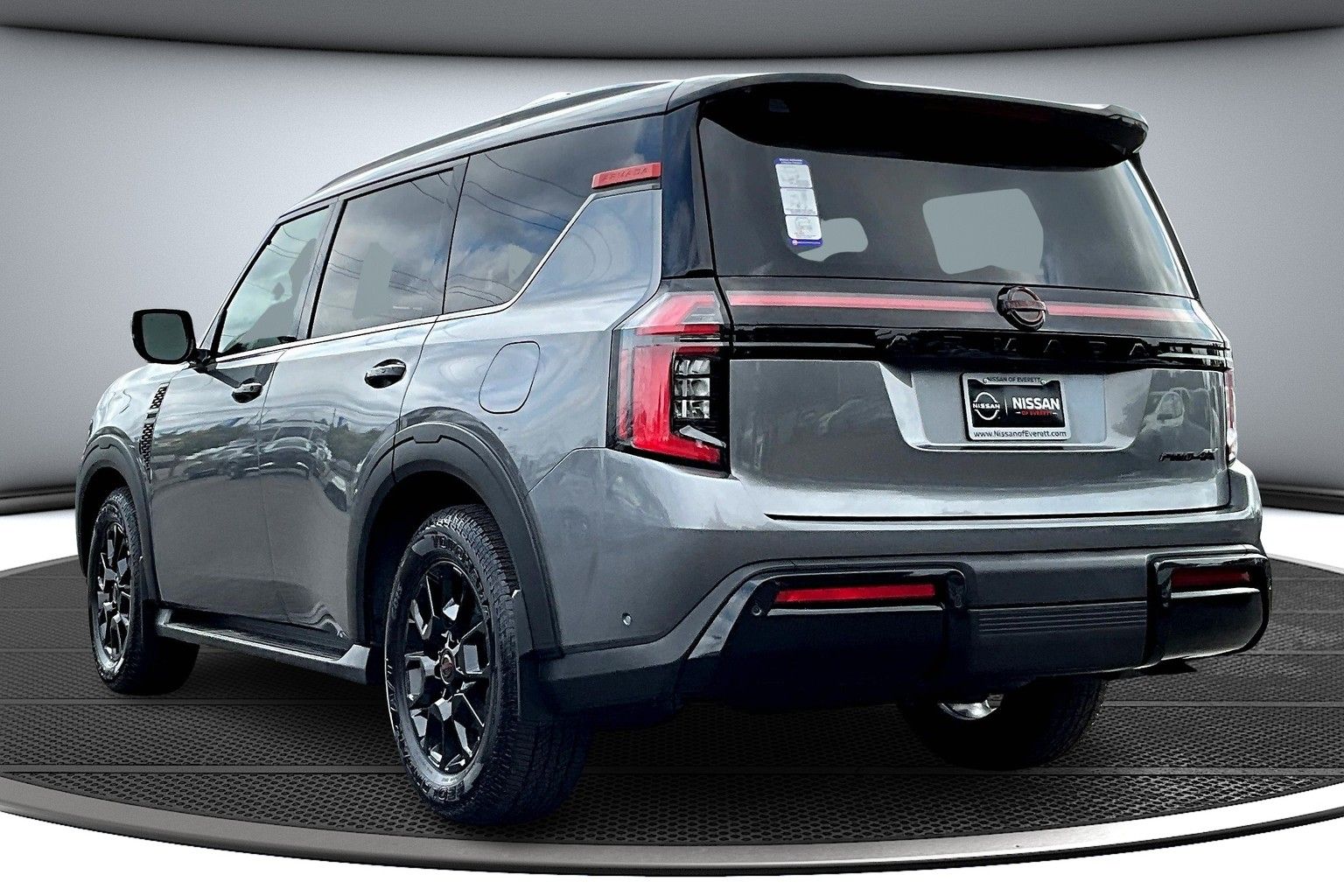 2026 Nissan Armada photo 3