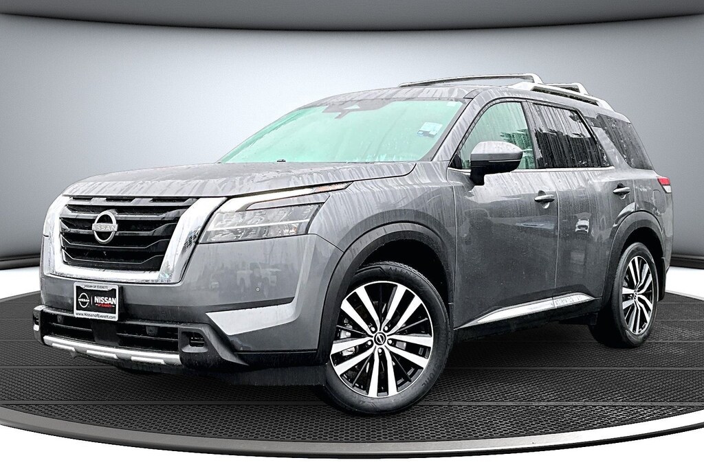Used 2023 Nissan Pathfinder Platinum SUV