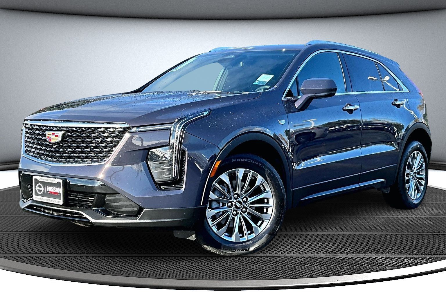 2024 Cadillac XT4 Premium Luxury photo 3