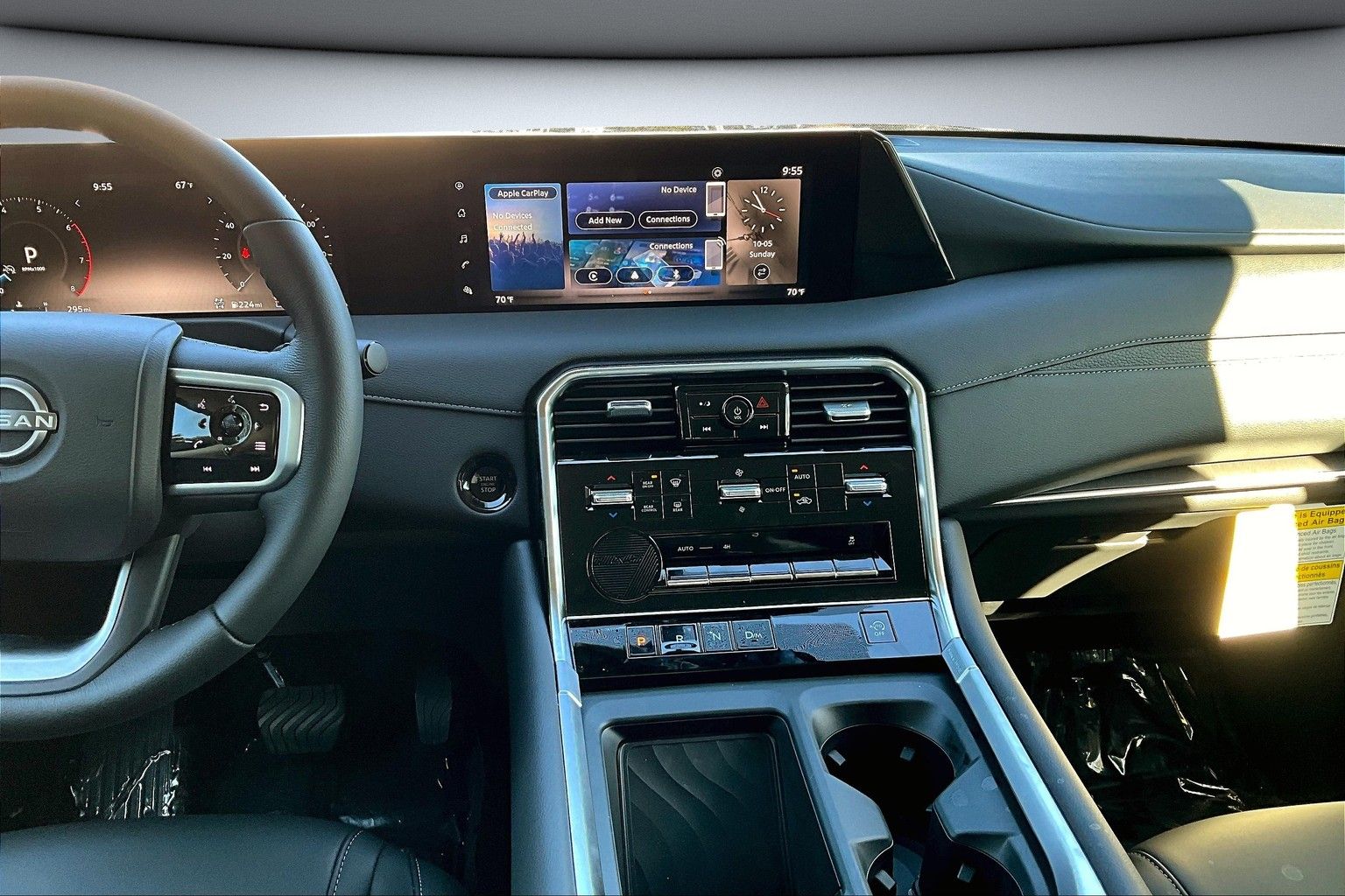 2025 Nissan Armada SV - Photo 6