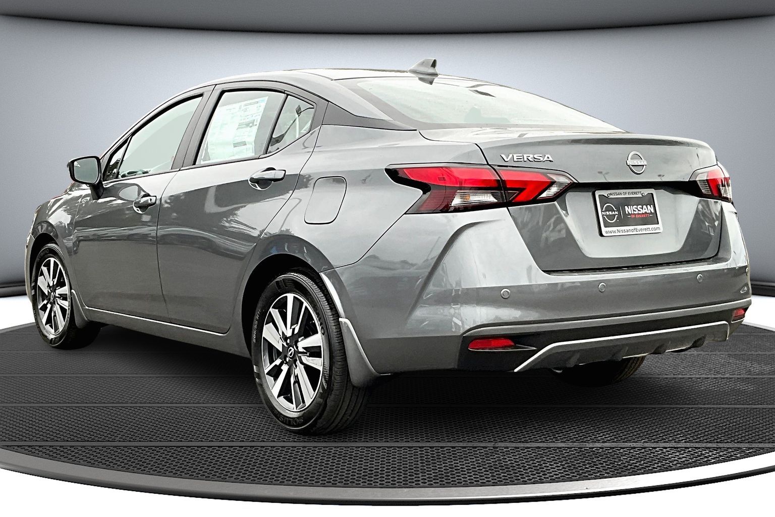 2025 Nissan Versa SV photo 3