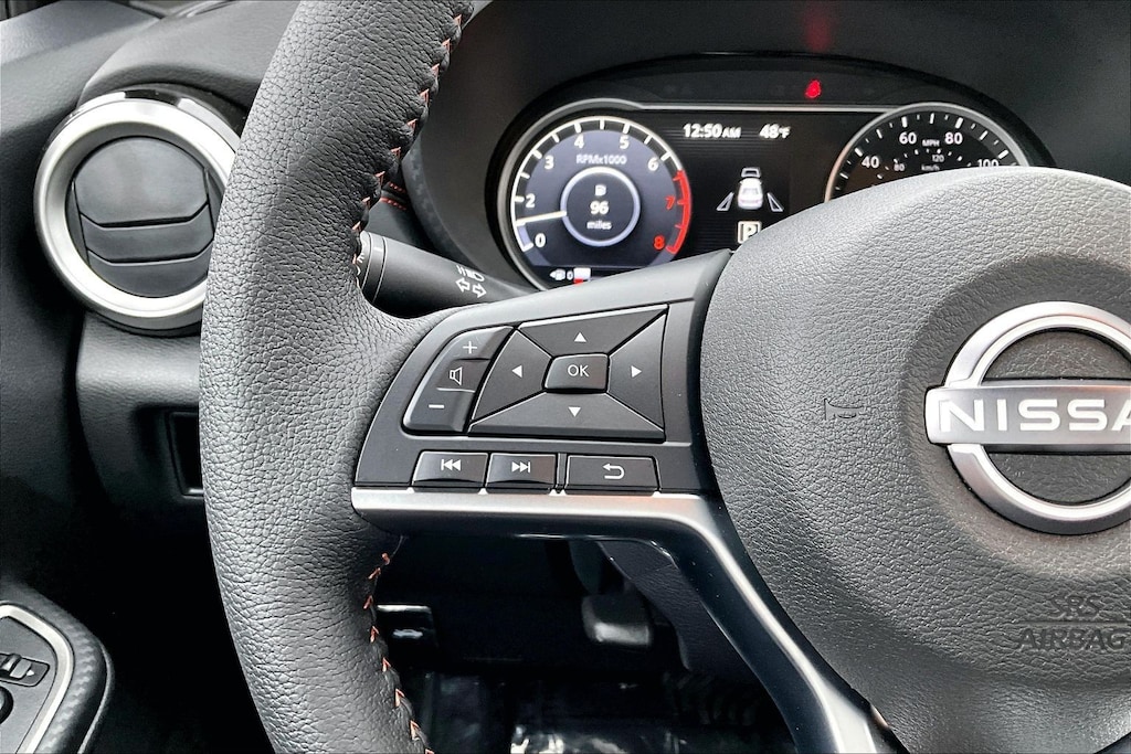 Used 2025 Nissan Versa 1.6 SR Sedan