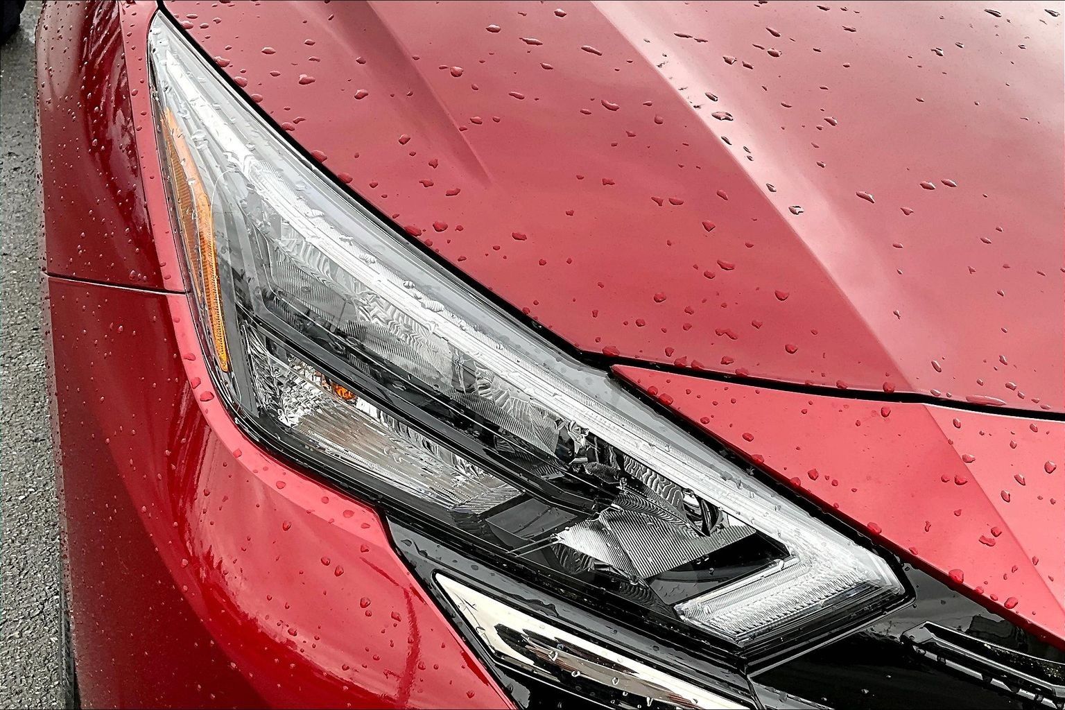 2025 Nissan Versa Sedan SR - Photo 18