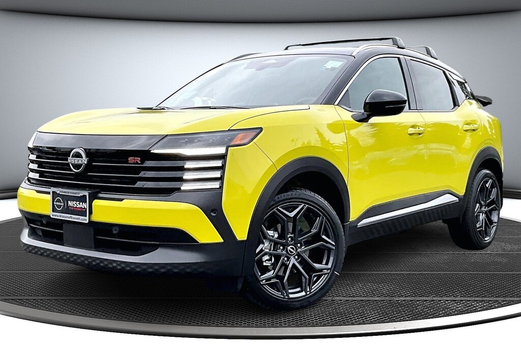 New 2026 Nissan Kicks SR SUV