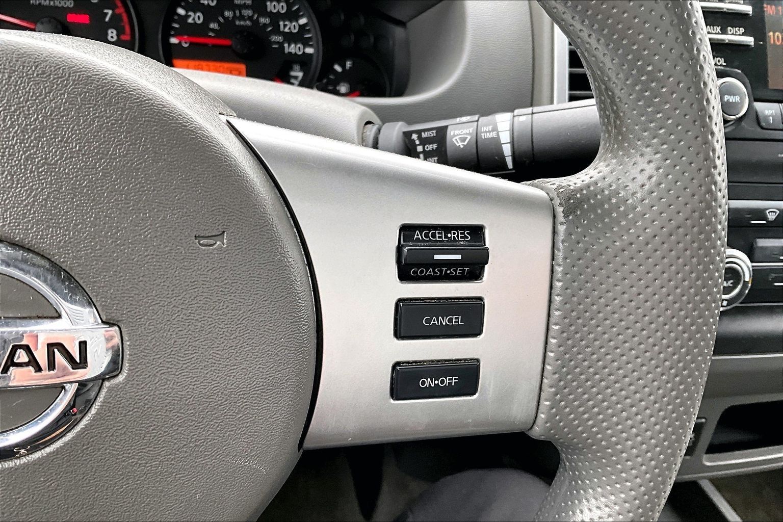 2013 Nissan Frontier SV - Photo 12