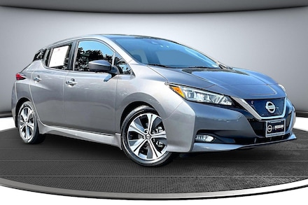 2021 Nissan Leaf SV Hatchback