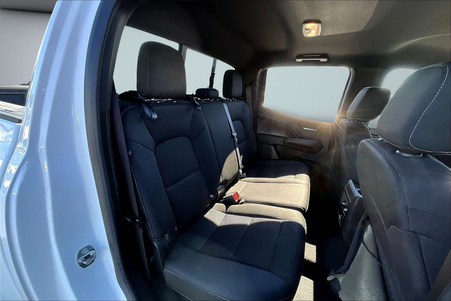 2023 Chevrolet Colorado LT - Photo 25