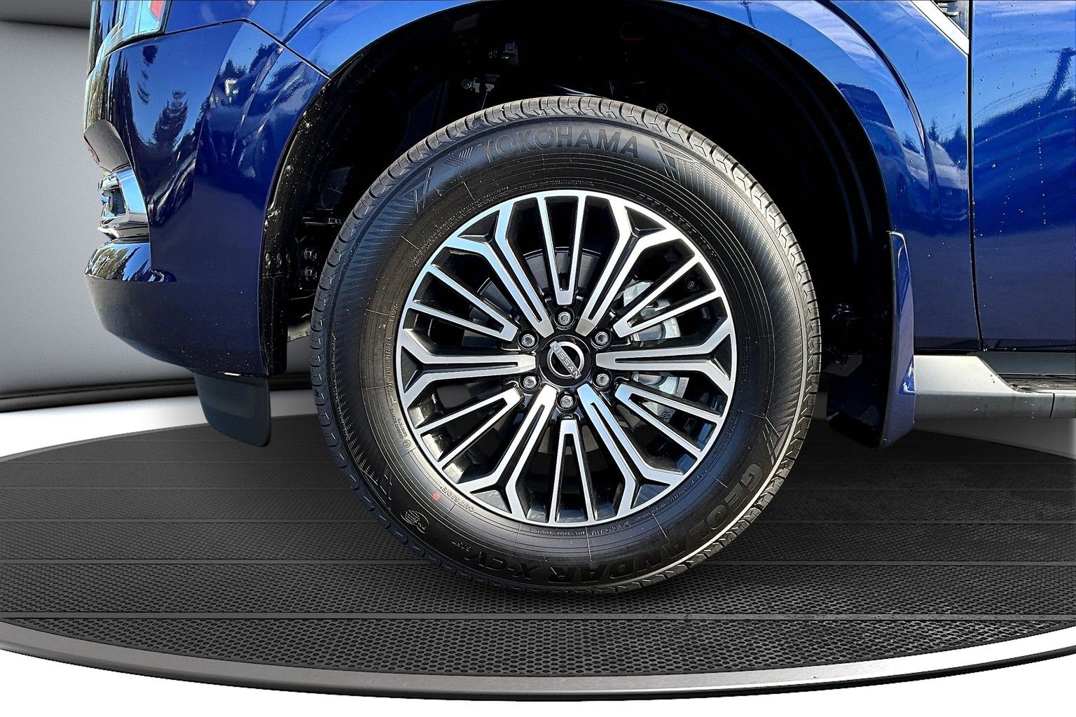 2026 Nissan Armada SL - Photo 13