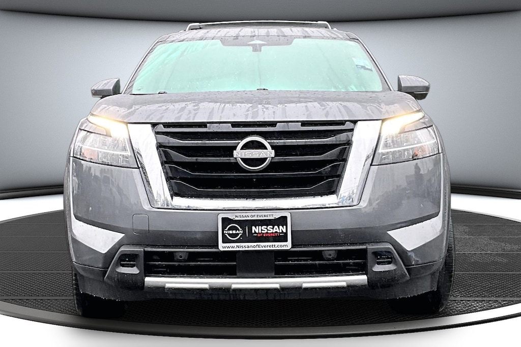 Used 2023 Nissan Pathfinder Platinum SUV
