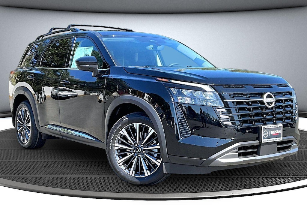 New 2026 Nissan Pathfinder Platinum SUV