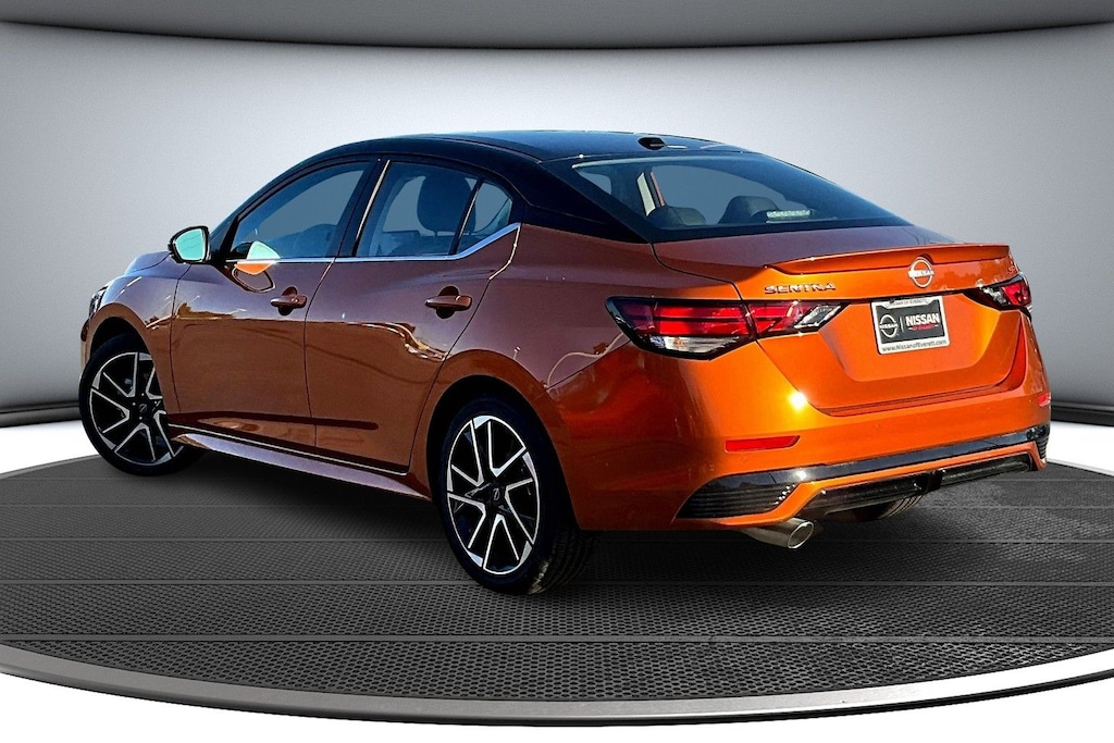 New 2025 Nissan Sentra SR Sedan