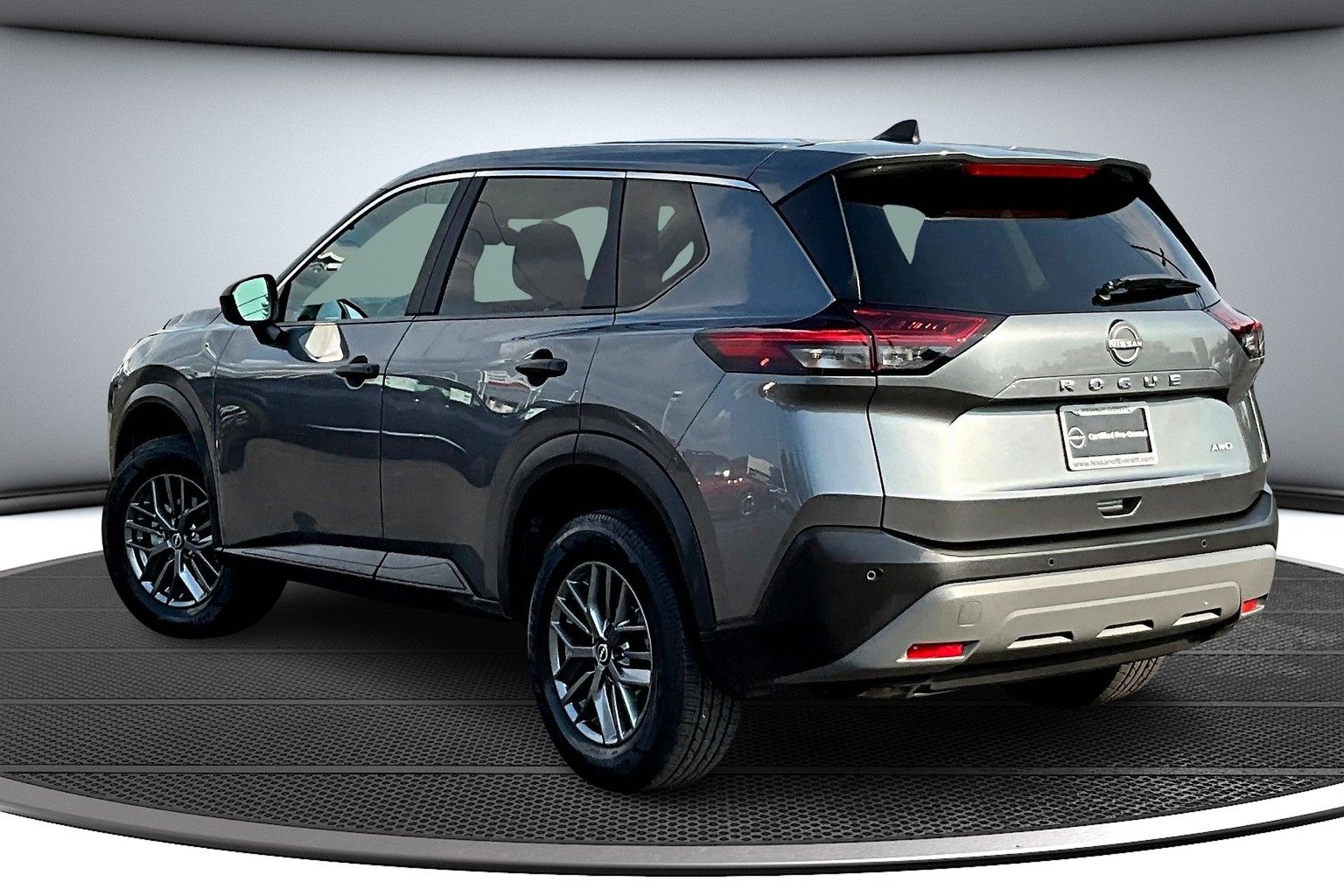 2023 Nissan Rogue AWD S photo 2
