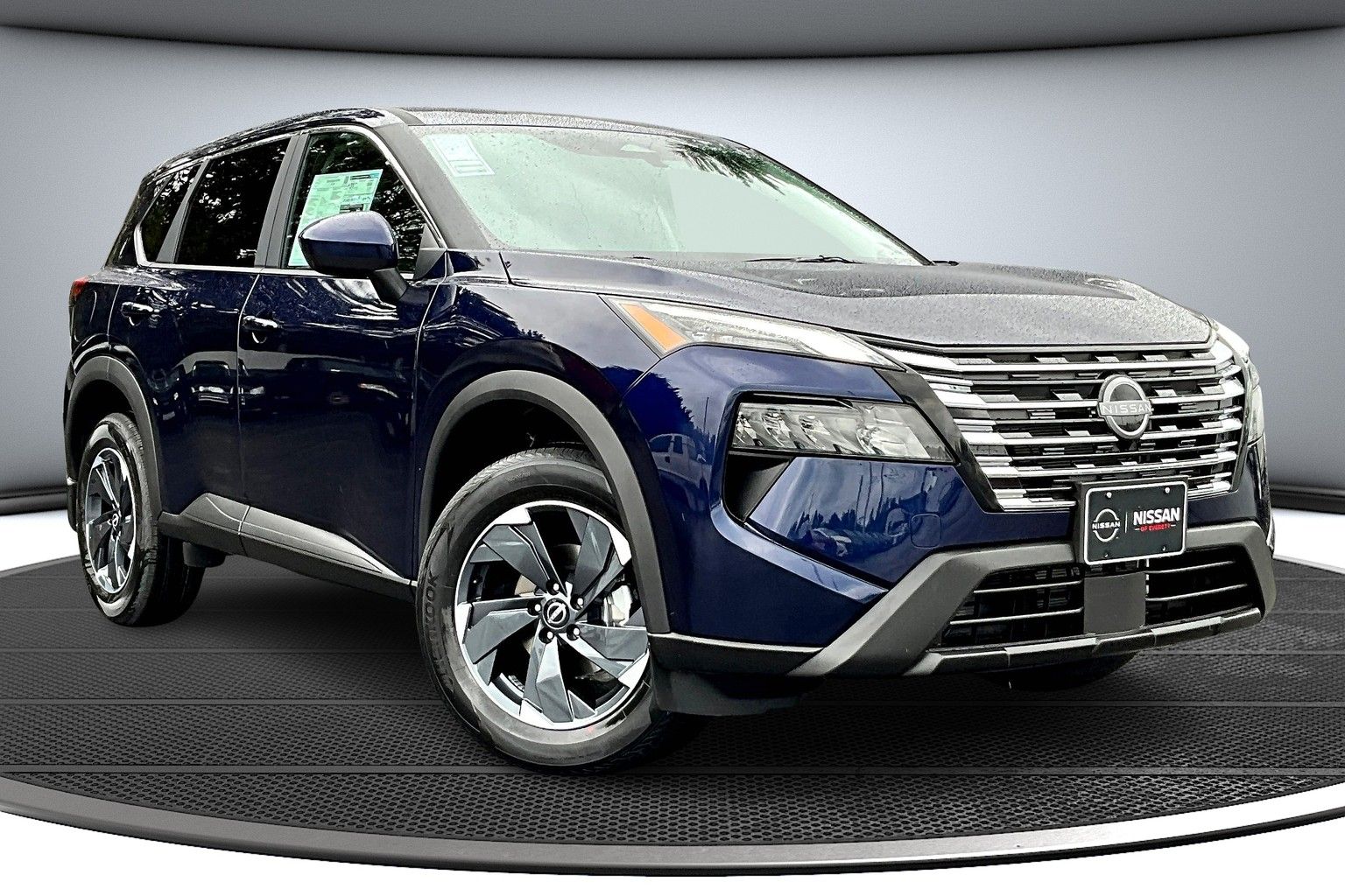 2026 Nissan Rogue SV's photo