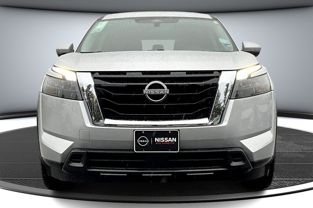 Used 2024 Nissan Pathfinder SV SUV