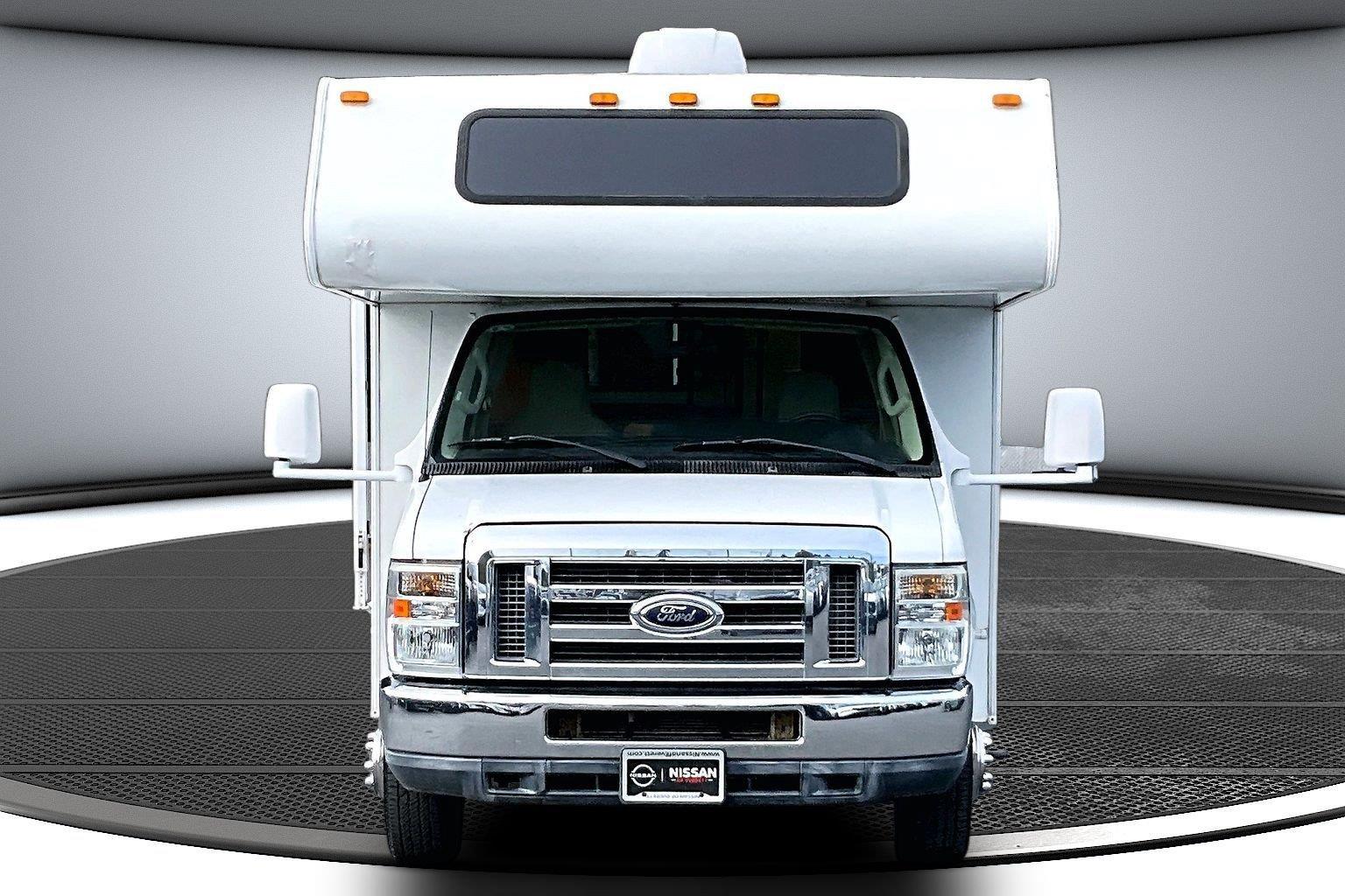 Used 2011 Ford Econoline Commercial Cuta E-350 Super Duty 138 DRW