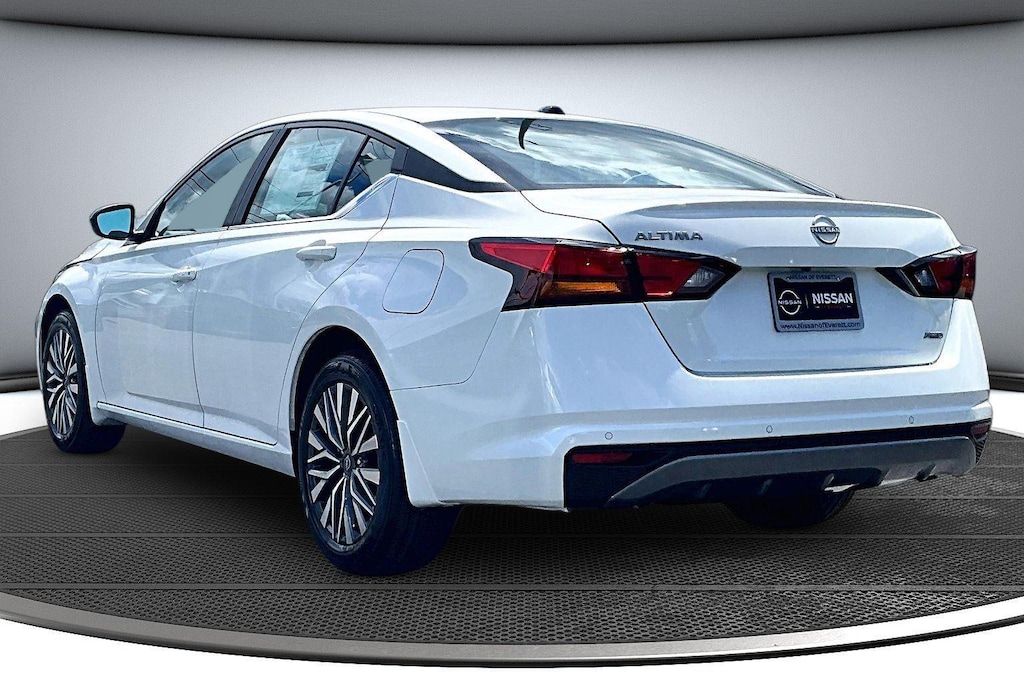 New 2026 Nissan Altima SV Sedan