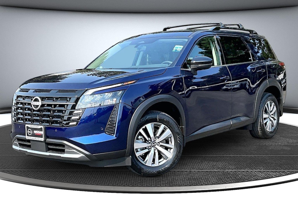 New 2026 Nissan Pathfinder SL SUV