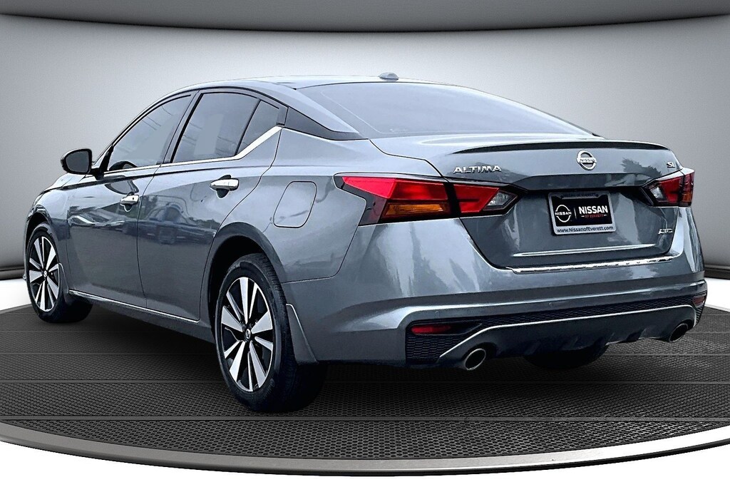 Used 2021 Nissan Altima 2.5 SL Sedan