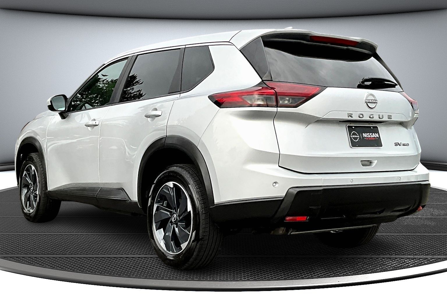 2024 Nissan Rogue SV photo 4