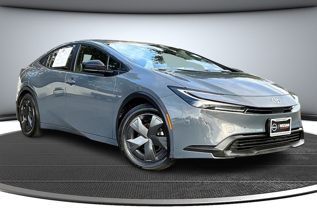 Used 2024 Toyota Prius LE Hatchback