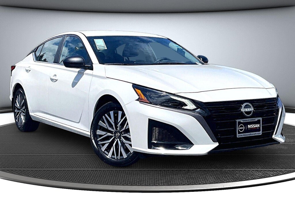 New 2026 Nissan Altima SV Sedan