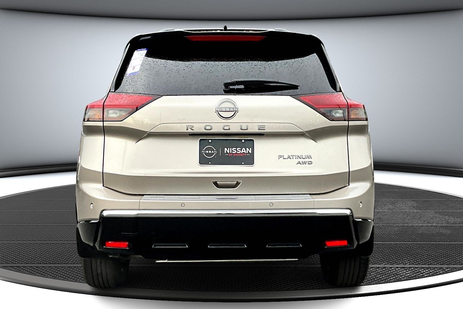 2026 Nissan Rogue Platinum photo 4