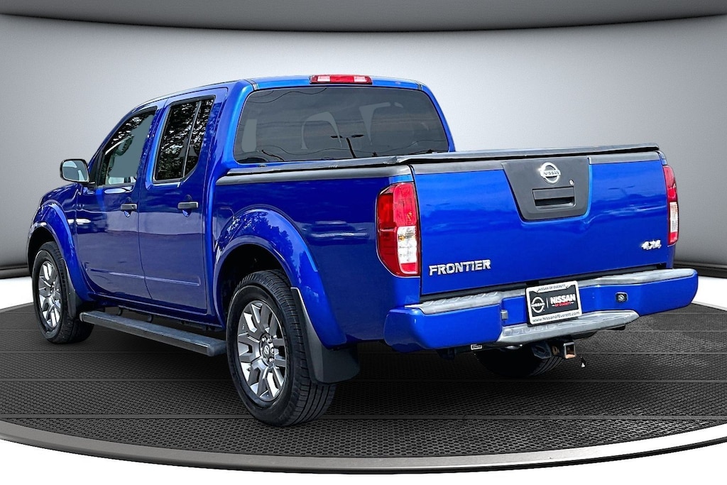 Used 2012 Nissan Frontier SV V6 Crew Cab 4x4 Truck Crew Cab