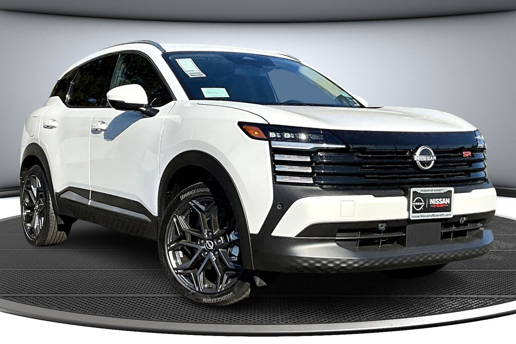 New 2025 Nissan Kicks SR SUV