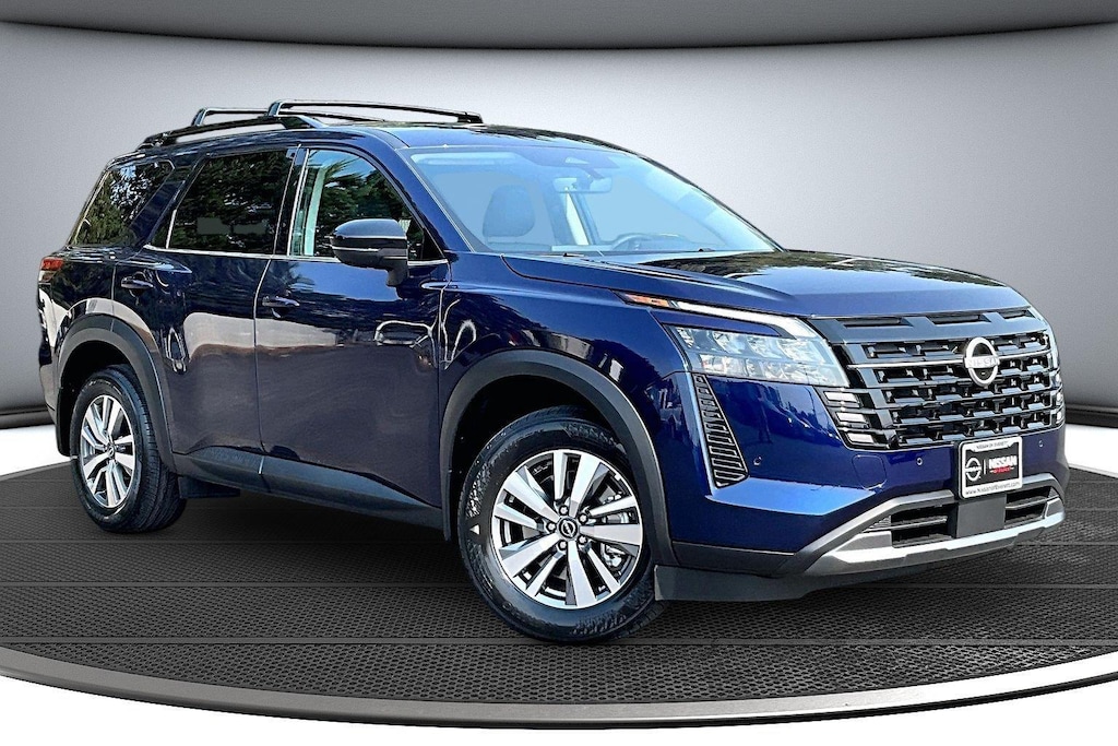 New 2026 Nissan Pathfinder SL SUV