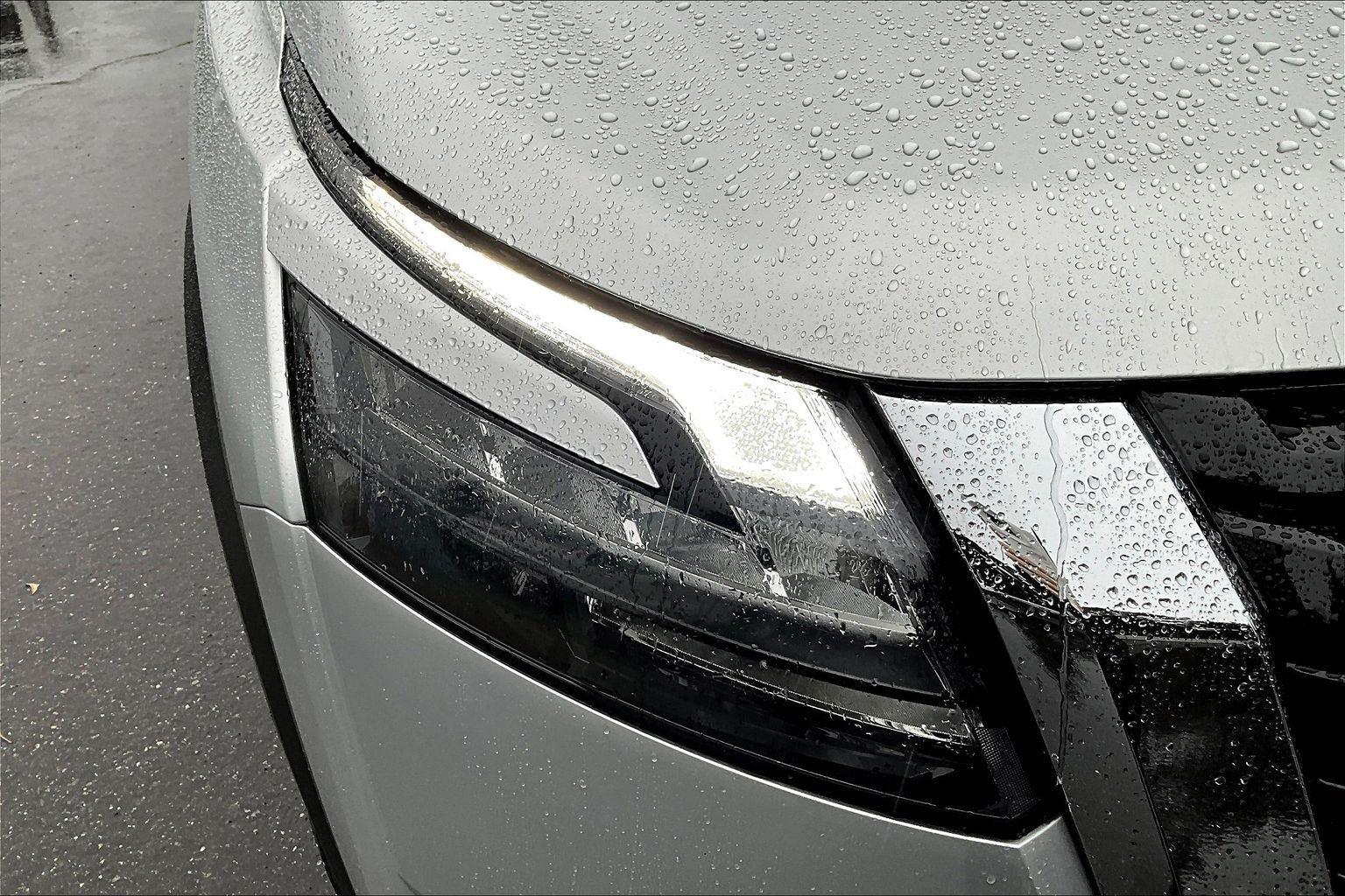 2024 Nissan Pathfinder SV - Photo 30