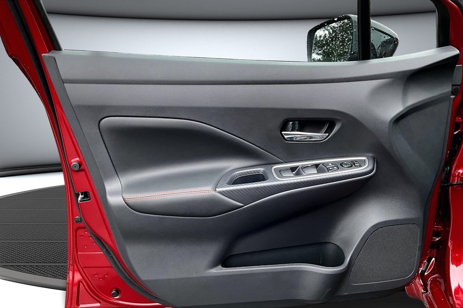 2025 Nissan Versa Sedan SR - Photo 10