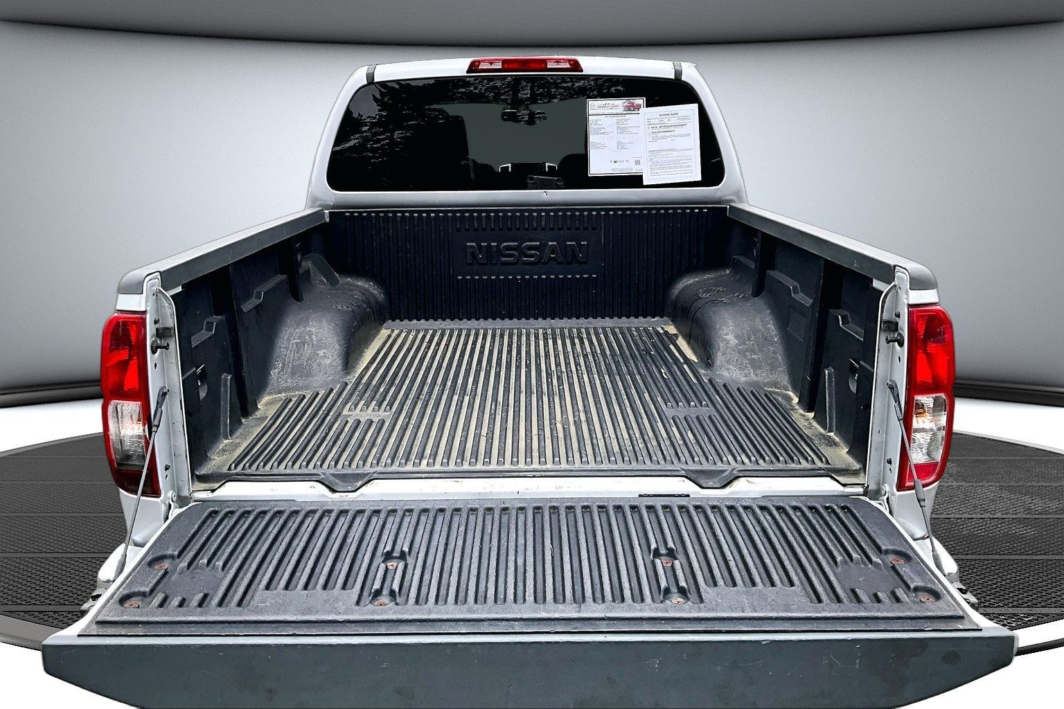 2013 Nissan Frontier SV - Photo 7