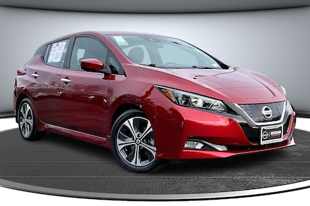 2022 Nissan LEAF SV Hatchback