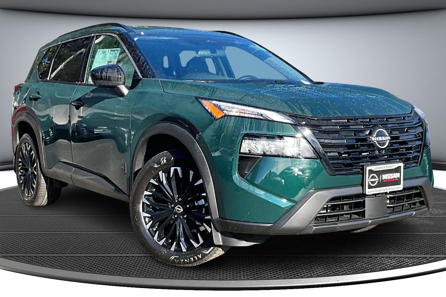 2026 Nissan Rogue Dark Armor AWD's photo