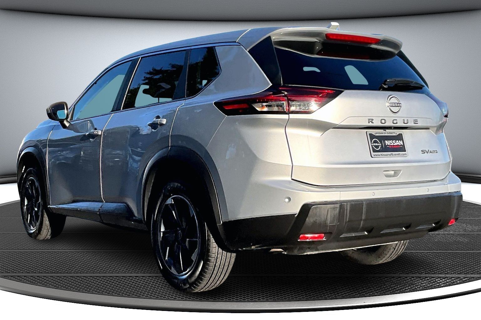 2024 Nissan Rogue SV photo 2