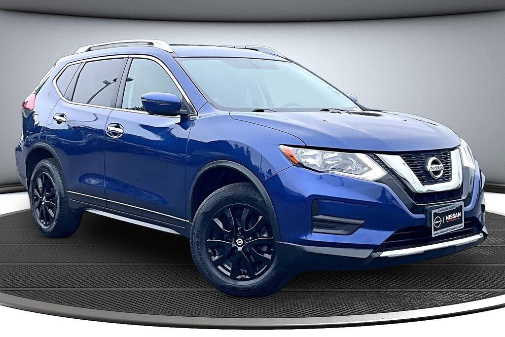 Used 2017 Nissan Rogue SV SUV