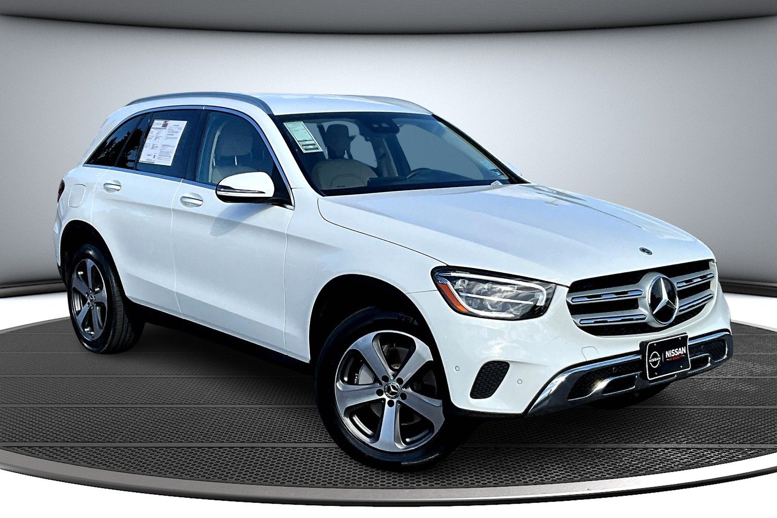 2022 Mercedes-Benz GLC GLC300's photo