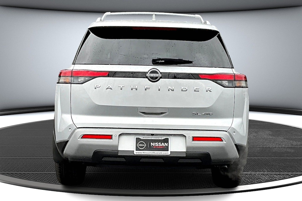 New 2025 Nissan Pathfinder SL SUV