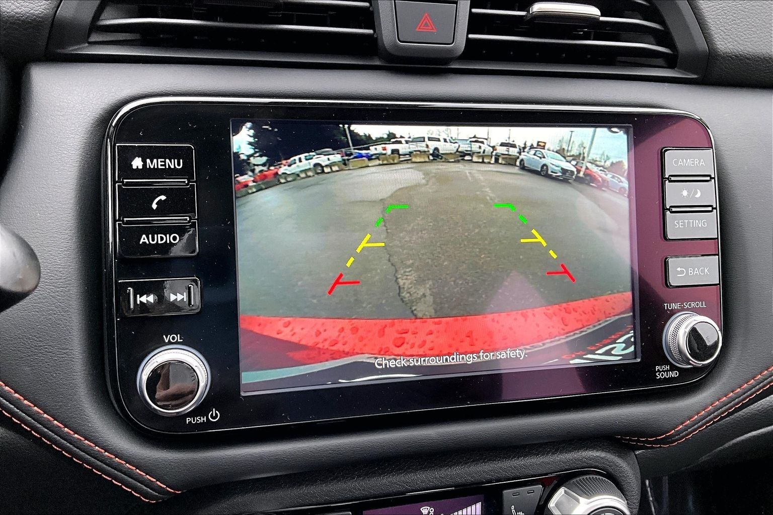 2025 Nissan Versa Sedan SR - Photo 6