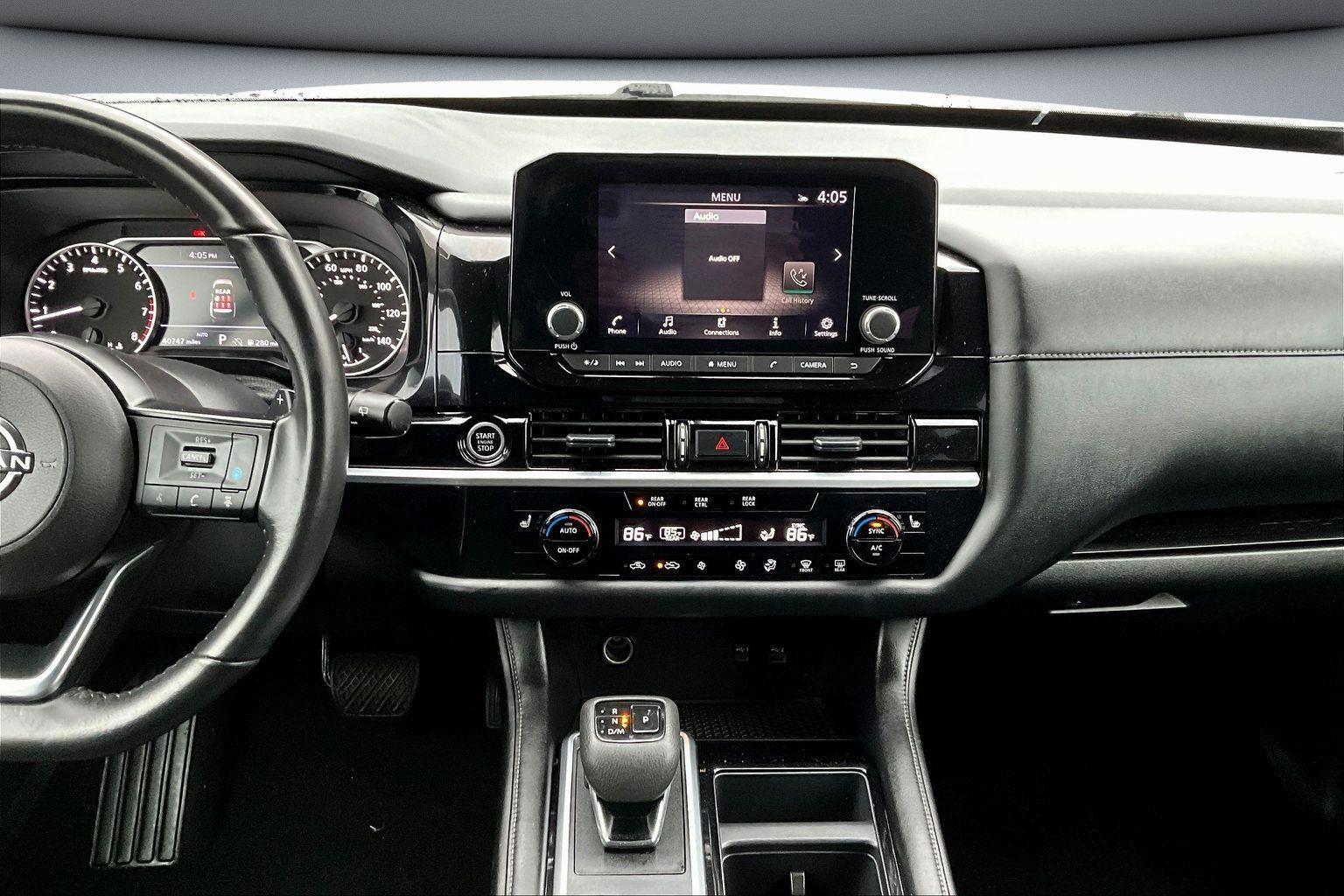 2024 Nissan Pathfinder SV - Photo 9