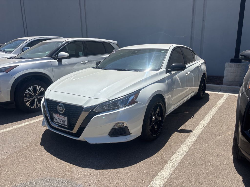 2022 Nissan Altima 2.5 SR's photo