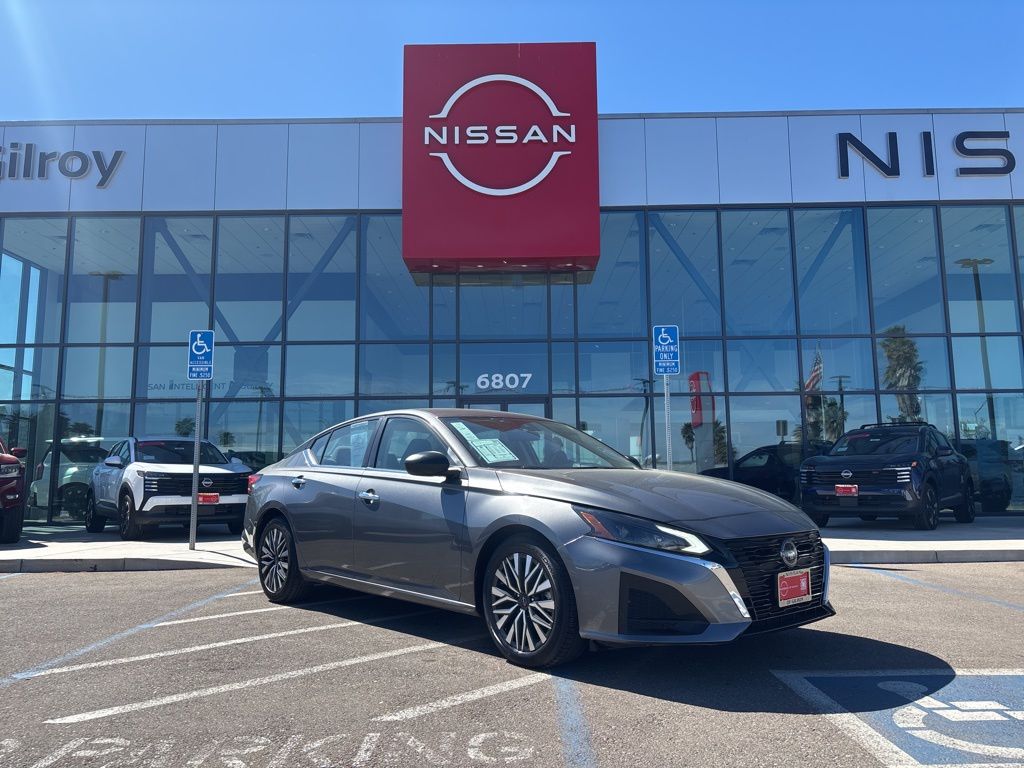 2024 Nissan Altima SV