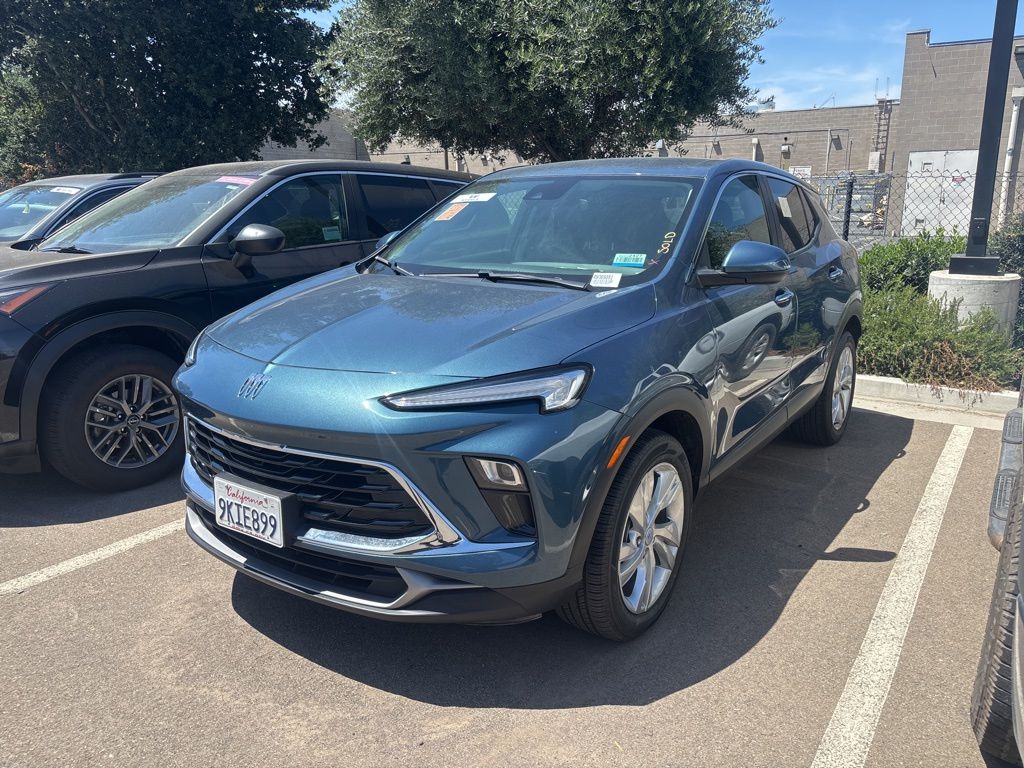 2024 Buick Encore GX Preferred's photo