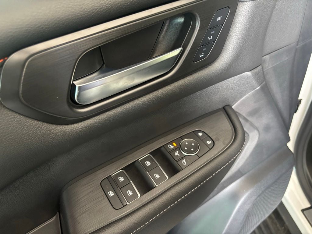 2026 Nissan Armada PRO-4X - Photo 19