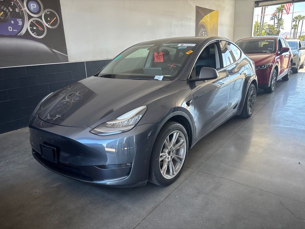 2021 Tesla Model Y Long Range Dual Motor All-Wheel Drive's photo