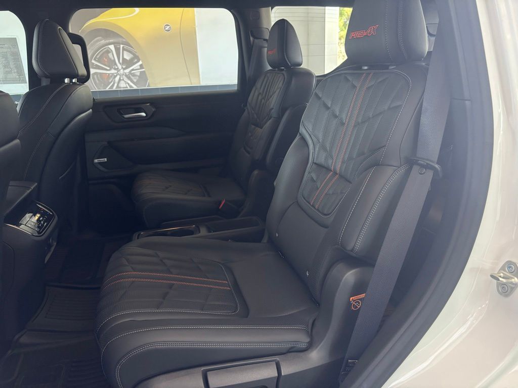 2026 Nissan Armada PRO-4X - Photo 36