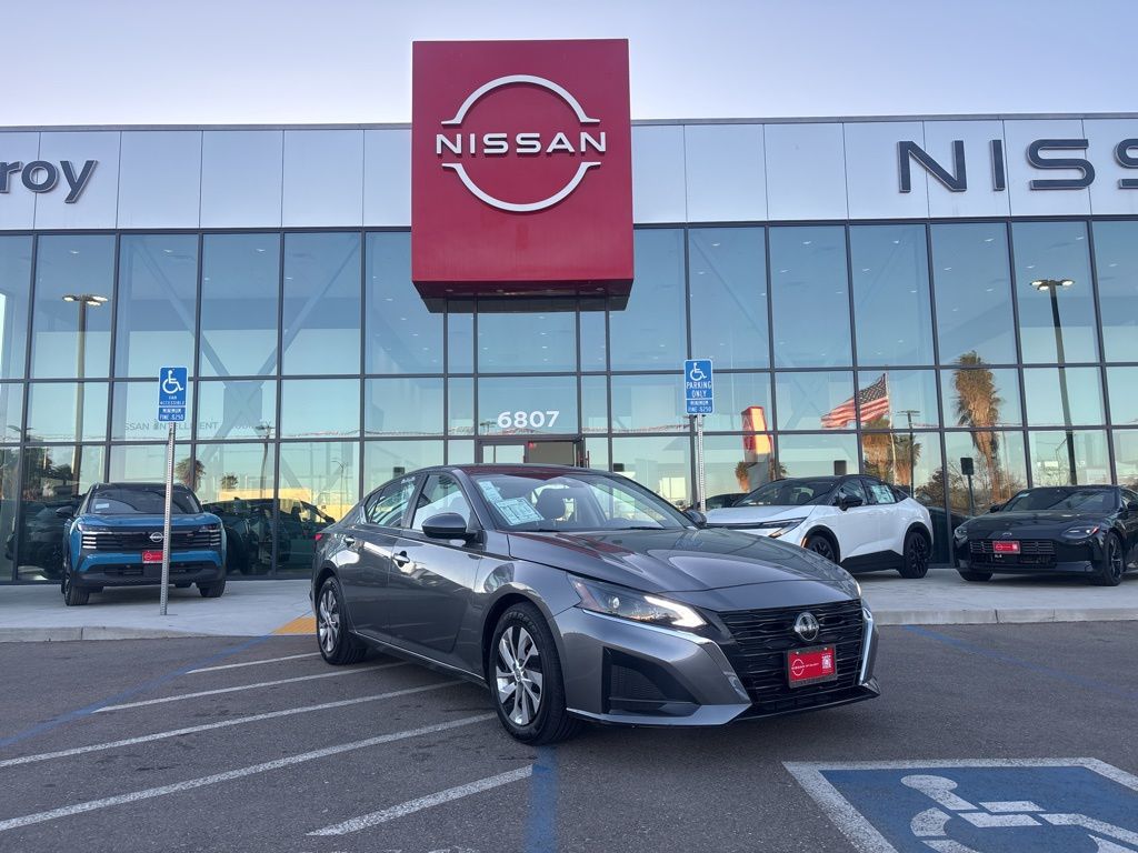 2023 Nissan Altima Sedan 