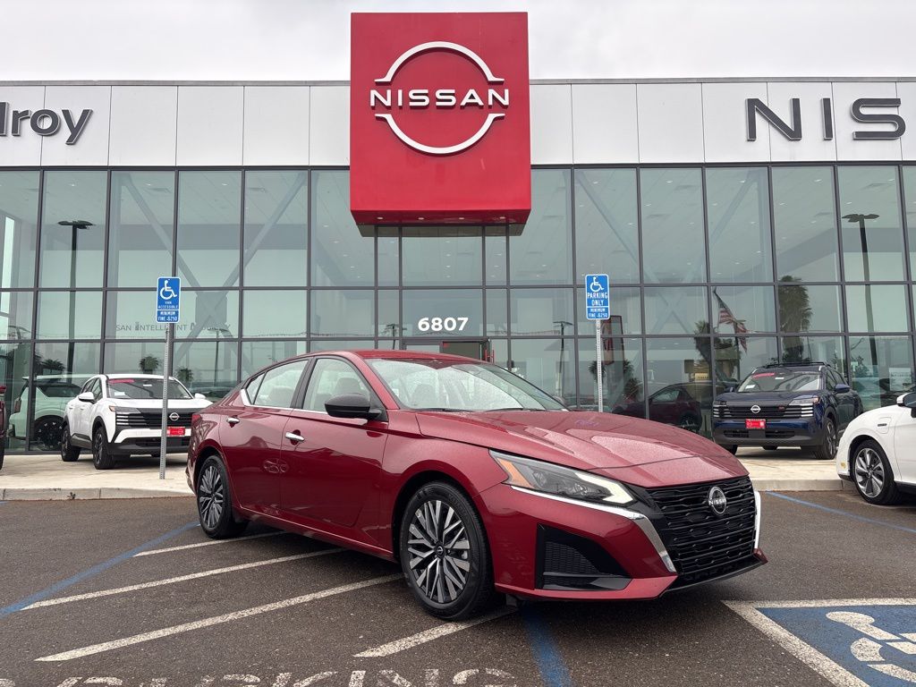 2025 Nissan Altima SV