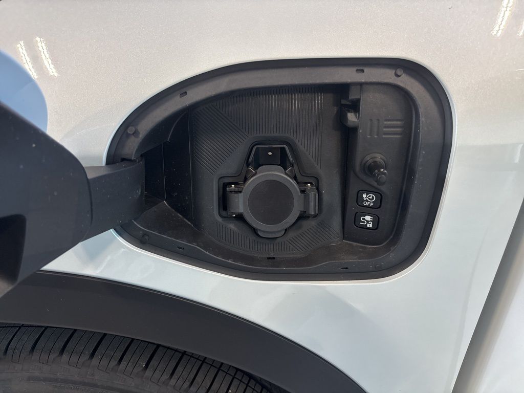 2026 Nissan LEAF Platinum+ - Photo 43