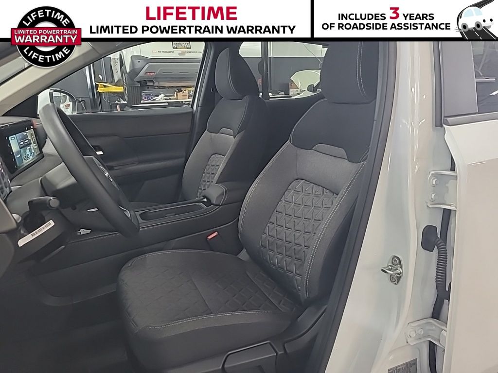 2025 Nissan Kicks SV AWD - Photo 19